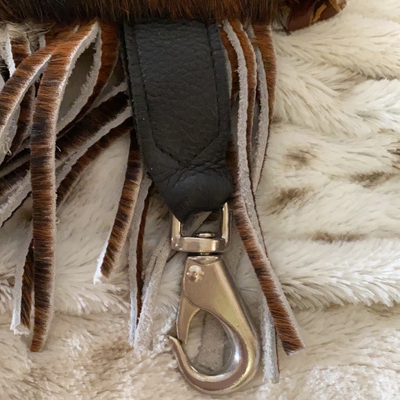 COW PRINT FUR PURSE - Picture 4 of 9